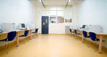 Απολυτήριο με βαρύτερο γραπτό βαθμό μελετά το υπουργείο Παιδείας – Η/Υ σε κάθε σχολείο έως το 2002