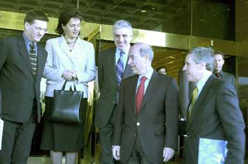 Πόλεμο στη γραφειοκρατία κηρύσσει το υπουργείο Εσωτερικών, με όπλο το Διαδίκτυο