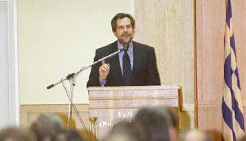 Τις πρόσφατες εξελίξεις στην ακτοπλοΐα σχολίασε ο Χρήστος Παπουτσής