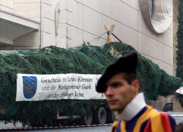 Το Βατικανό εμμένει στην απόφασή του να δεχτεί την επίσκεψη του Χάιντερ