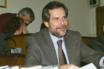 Πρέπει να γίνει η ανέλκυση του Σάμινα, δηλώνει ο Χρ.Παπουτσής