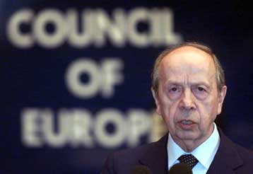 Το Συμβούλιο της Ευρώπης προτείνει μέτρα για την πάταξη του ηλεκτρονικού εγκλήματος