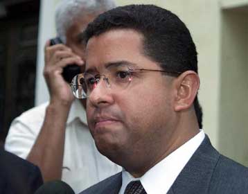 Τραυματίστηκε ο πρόεδρος του Ελ Σαλβαδόρ, όταν το αεροσκάφος του παρουσίασε βλάβη