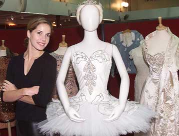 Σε δημοπρασία προσωπικά αντικείμενα της Μάργκοτ Φοντέιν