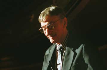 Στο νοσοκομείο ο Ντίνος Ηλιόπουλος – Σοβαρή η κατάσταση της υγείας του