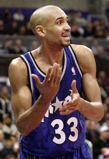 Ήττες για Φιλαδέλφεια, Γιούτα – Παραμένουν στην κορυφή