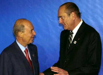 Με βέτο απείλησε ο Σημίτης στη Νίκαια, εάν η Ελλάδα δεν «έπαιρνε» 22 ευρωβουλευτές