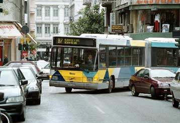 Εντός δακτυλίου τα οξύτερα προβλήματα στάθμευσης στην Αθήνα, σύμφωνα με μελέτη της Αττικό Μετρό