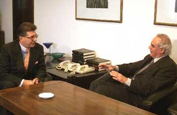 Καμία λύση αντίθετη με τα εθνικά συμφέροντα στο θέμα της ονομασίας, τονίζει ο νέος ΥΠΕΞ της ΠΓΔΜ