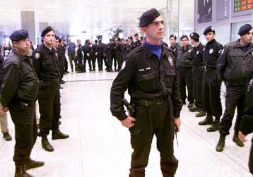 Δύο αστυνομικοί νεκροί από πυρά αγνώστων στην Κωνσταντινούπολη