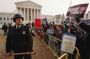 Έληξε η κρίσιμη συνεδρίαση του Ανώτατου Δικαστηρίου των ΗΠΑ