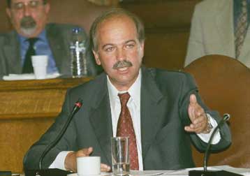 Την έκπτωση του Β.Μητρόπουλου ζητά με προσφυγή του ο υφυπουργός Αθλητισμού