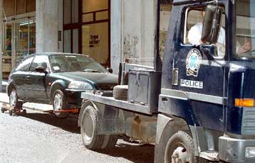 Μία θέση στάθμευσης στην Αθήνα αντιστοιχεί σε 48 ΙΧ!