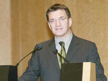 Κατατίθεται το Φεβρουάριο το νομοσχέδιο για τους εκπαιδευτικούς και τις διοικητικές αλλαγές