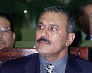 Η Υεμένη δεν πρόκειται να εκδώσει στο εξωτερικό τους υπόπτους για την επίθεση κατά του USS Cole