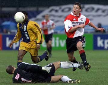 Παρέμεινε στην κορυφή της Eredivisien η Φέγενορντ – Ολοκληρώθηκε η 17η αγωνιστική στην Ολλανδία