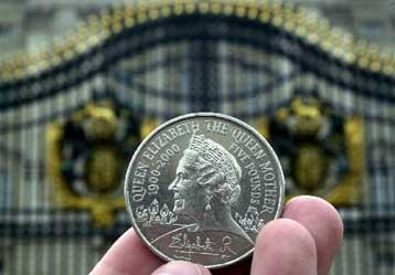 Θα υιοθετήσουμε το ευρώ εάν δείξει τη δύναμή του, τονίζει ο κεντρικός τραπεζίτης της Βρετανίας