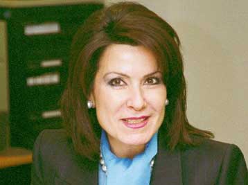 Πολύτιμο το ανθρώπινο δυναμικό για τη διοργάνωση των Ολυμπιακών του 2004, δηλώνει η Γ.Αγγελοπούλου