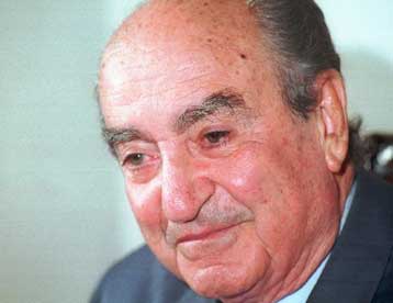 Προτάσεις Μητσοτάκη για την αναθεώρηση του άρθρου 24 και τη σύσταση συνταγματικού δικαστηρίου