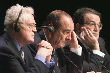 Με νέα συμβιβαστική πρόταση προσπαθεί να διασώσει το Ευρωπαϊκό Συμβούλιο της Νίκαιας η γαλλική προεδ