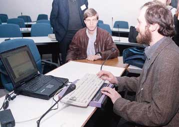 Ειδικός ηλεκτρονικός υπολογιστής για τυφλούς στη Βιβλιοθήκη του Πανεπιστημίου Μακεδονίας