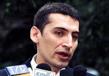 Διαφοροποιούνται τώρα βουλευτές που υπέγραψαν την πρόταση Τσουκάτου – Συνεχίζονται οι αντιδράσεις