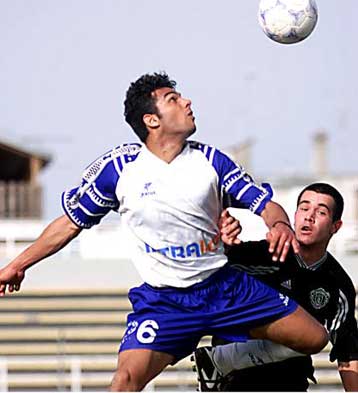 Ο Μανουσάκης στη θέση του Αμανατίδη στην αποστολή της ελπίδων για το φιλικό με τη Γιουγκοσλαβία