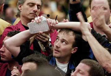 Μεγάλη άνοδος στη Γουόλ Στριτ κατά το άνοιγμα της Παρασκευής