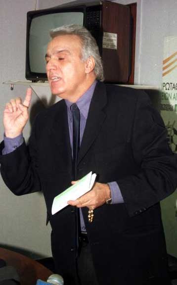 Δεν υπάρχουν λόγοι έκπτωσης του Β.Μητρόπουλου από την προεδρία της ΕΠΑΕ, σύμφωνα με τον αθλητικό δικ