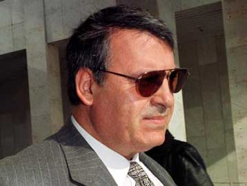 Κατεπείγουσα προκαταρκτική εξέταση για τα προσόντα του Ηλ.Στεφανάκου