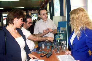 Η κινητή τηλεφωνία στο επίκεντρο του ενδιαφέροντος της Αρχής Προστασίας Προσωπικών Δεδομένων