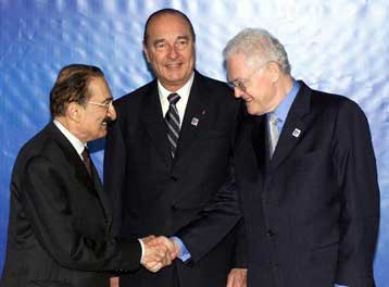 Ικανοποίηση Ετζεβίτ για την υιοθέτηση του όρου «πολιτικός διάλογος» στα ελληνοτουρκικά