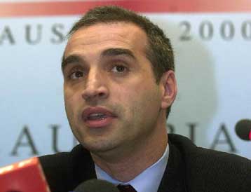 Τέλος εποχής και για τον αδελφό του Μιλόσεβιτς – Ανακαλείται από την πρεσβεία στη Μόσχα