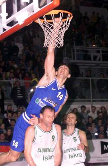 Σε απολογία θα κληθεί ο Ευθ.Ρεντζιάς από την ΕΟΚ για την απουσία του από τους αγώνες της εθνικής