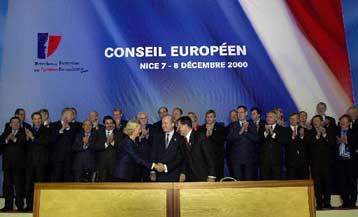 Με την υπογραφή του Ευρωπαϊκού Χάρτη των Θεμελιωδών Δικαιωμάτων άνοιξε η αυλαία στη Νίκαια