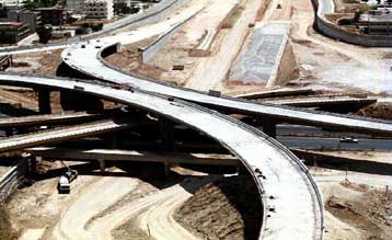 «Μετά διοδίων» η προσπέλαση στο νέο αεροδρόμιο των Σπάτων από το Μάρτιο του 2001