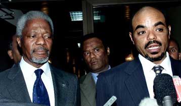 Ο Κόφι Ανάν κηρύσσει τη λήξη του πολέμου μεταξύ Αιθιοπίας – Ερυθραίας