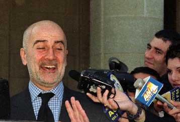 Η στάση Ντενκτάς φανερώνει έλλειψη πολιτικής βούλησης