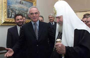 Υπέρ του Χριστόδουλου, κατά του Βαρθολομαίου ο Πατριάρχης Μόσχας