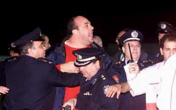 Στον αθλητικό δικαστή ο Μπέος για τις καταγγελίες του σε βάρος των αδελφών Μητρόπουλου