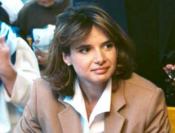 Επικίνδυνα τα παιχνίδια μέσα σε συσκευασίες τροφίμων, αποφαίνεται το υπουργείο Ανάπτυξης