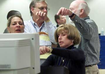 To Internet σημαντική πηγή πληροφόρησης για τις προεδρικές εκλογές στις ΗΠΑ