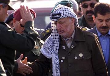 «Πυρά» Αραφάτ εναντίον του Ισραήλ για την επίθεση με ρουκέτες στη Βηθλεέμ