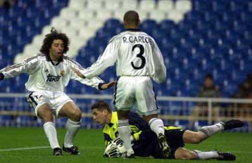 Μονόδρομος η νίκη για Λάτσιο και Λιντς την Τρίτη στο Champions League