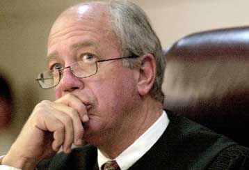 Το απόγευμα της Δευτέρας η ώρα της αλήθειας για τον Γκορ