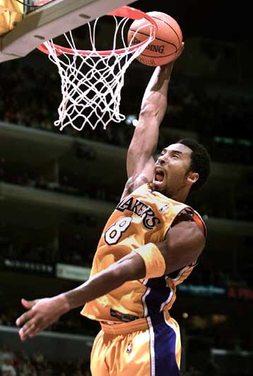 Έστω και με άγχος, οι Λέικερς έφτασαν στη νίκη