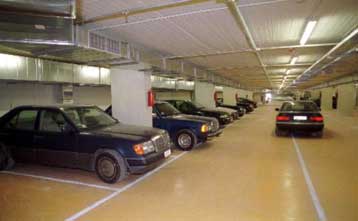 Στα χαρτιά κινδυνεύουν να μείνουν τα σχέδια για υπόγειο γκαράζ στην πλατεία Κολωνακίου