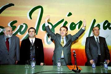 Ομόφωνα επανεξελέγη πρόεδρος του ΔΗΚΚΙ ο Τσοβόλας