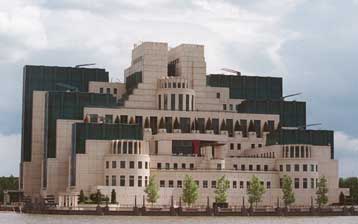 Σχέδιο των βρετανικών μυστικών υπηρεσιών για παρακολούθηση των τηλεφώνων και του Internet