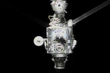 To Endeavour προσδέθηκε με επιτυχία στο Διεθνή Διαστημικό Σταθμό